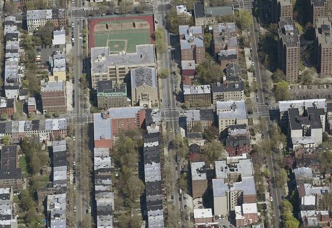 clinton hill: clinton av - greene str